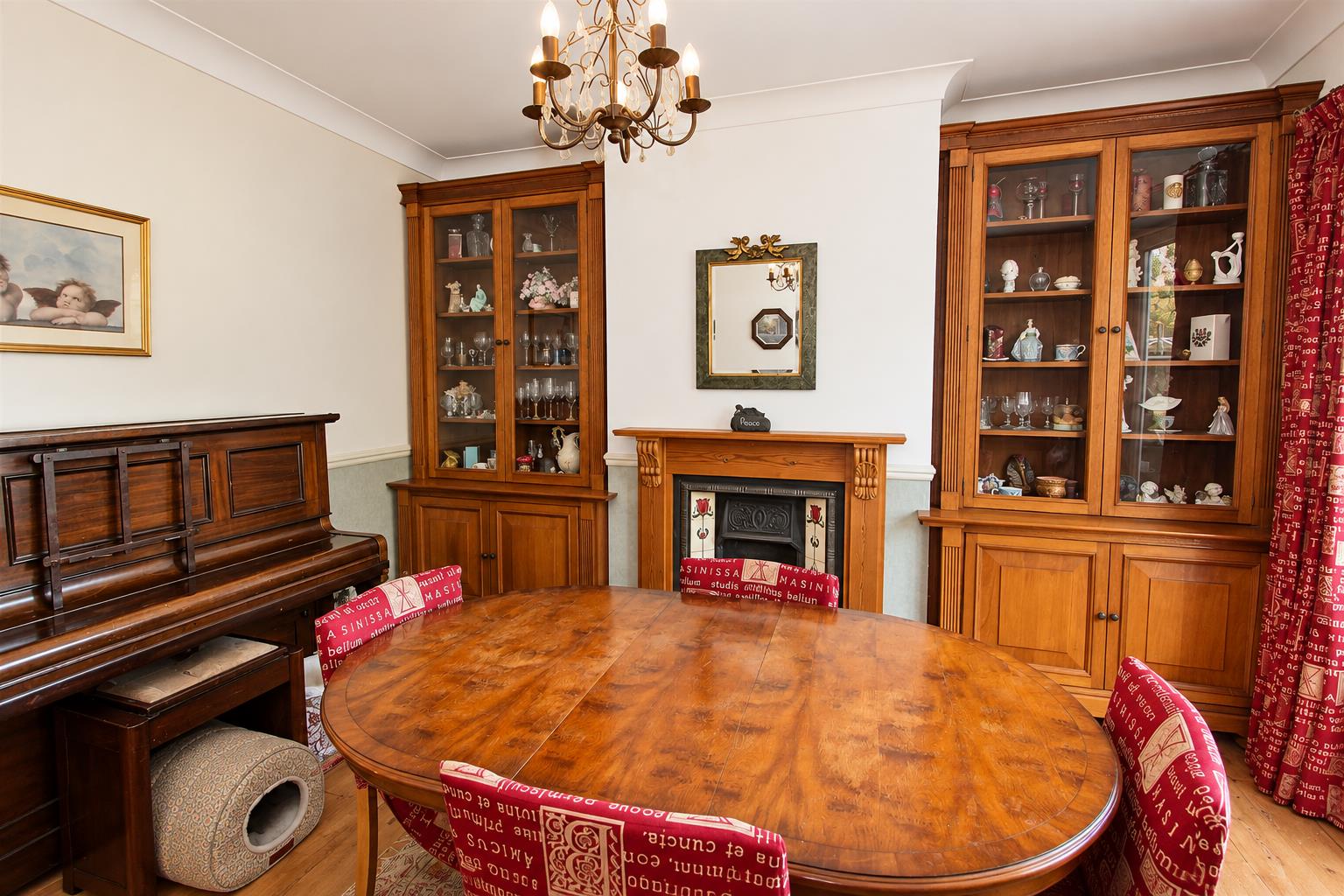 The Manor Way, Wallington